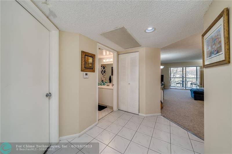 Pembroke Pines, FL 33027,950 SW 138th Ave  #202 B