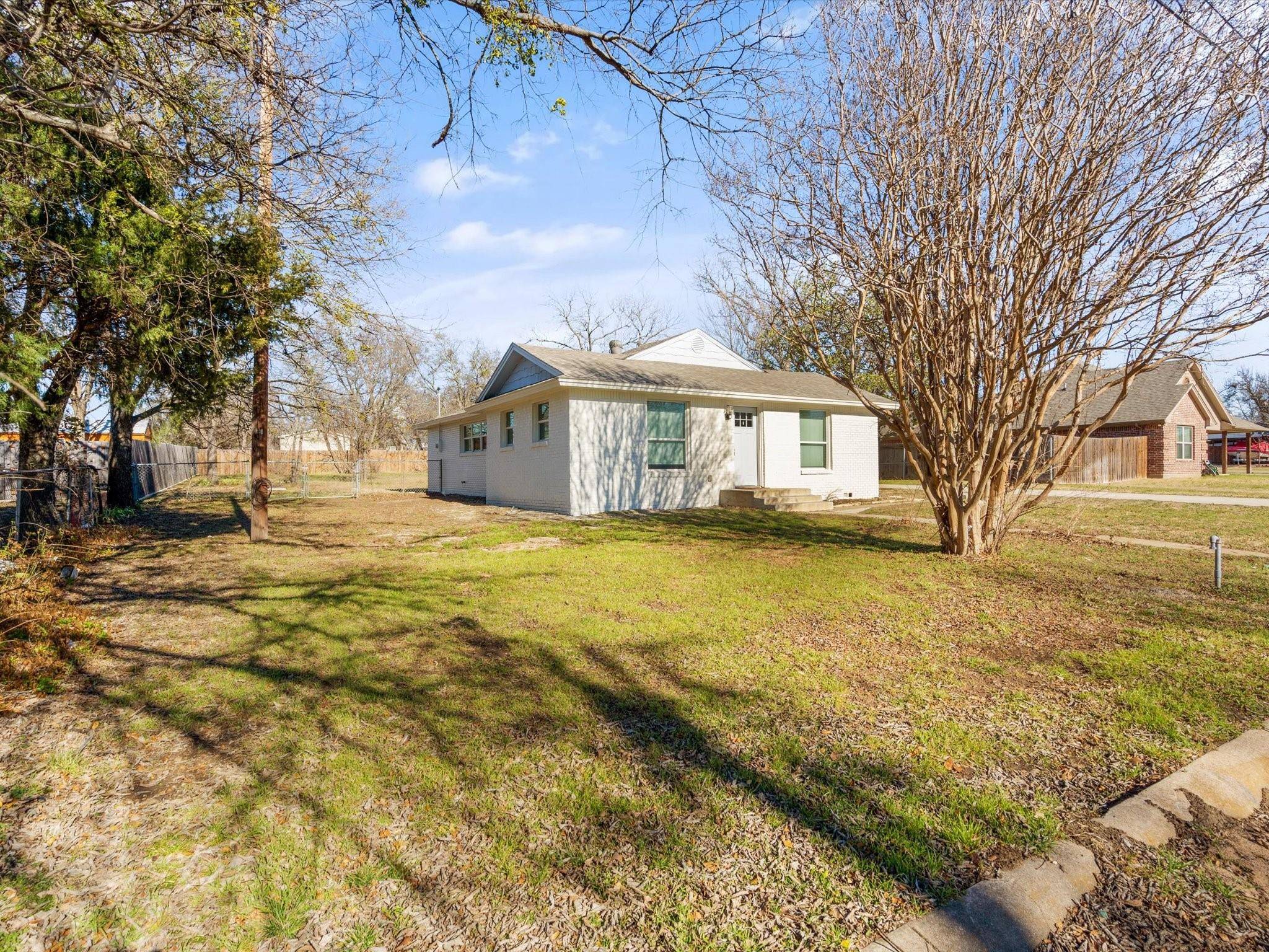 Godley, TX 76044,204 W Allen Avenue