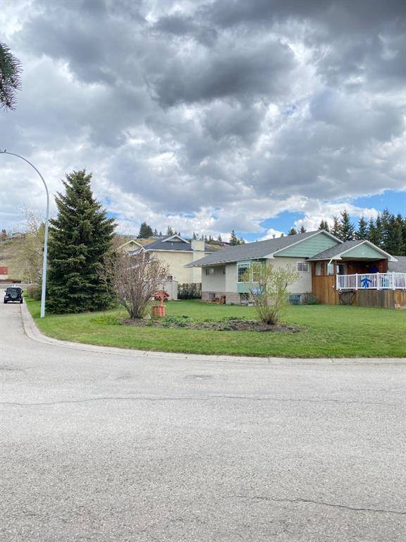 Cochrane, AB T4C 1E7,10 Glenbrook CRES