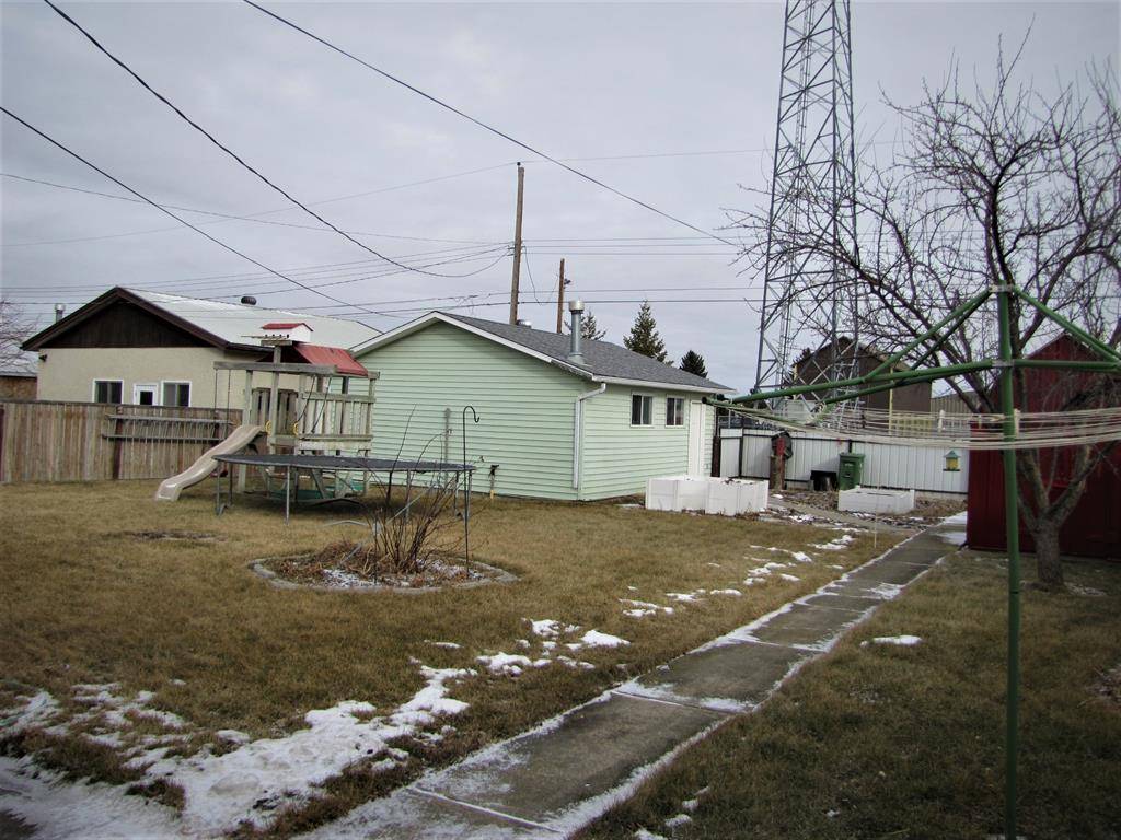 Taber, AB T1G 1L3,5507 57 ST