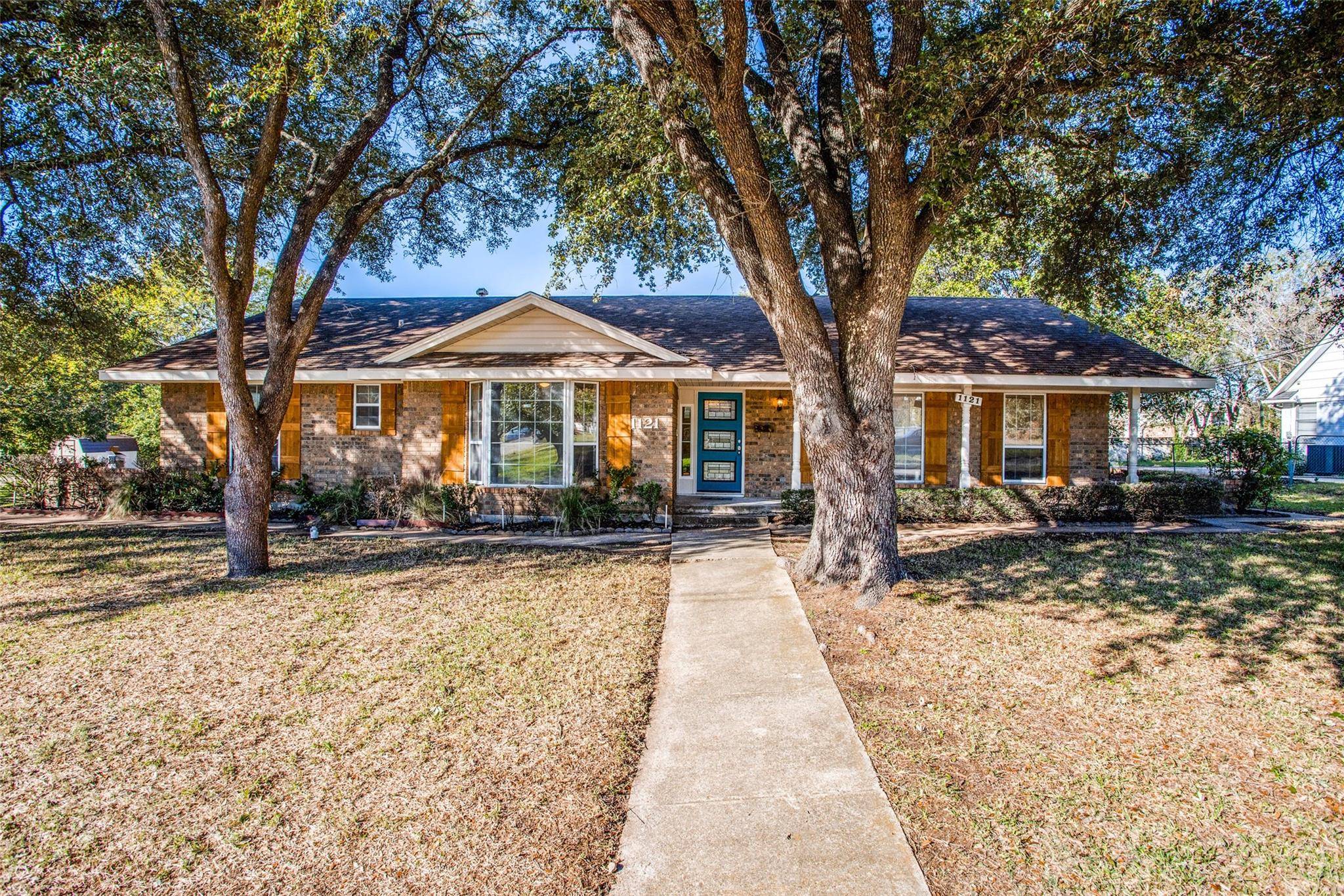 Lancaster, TX 75146,1121 Willow Creek Drive