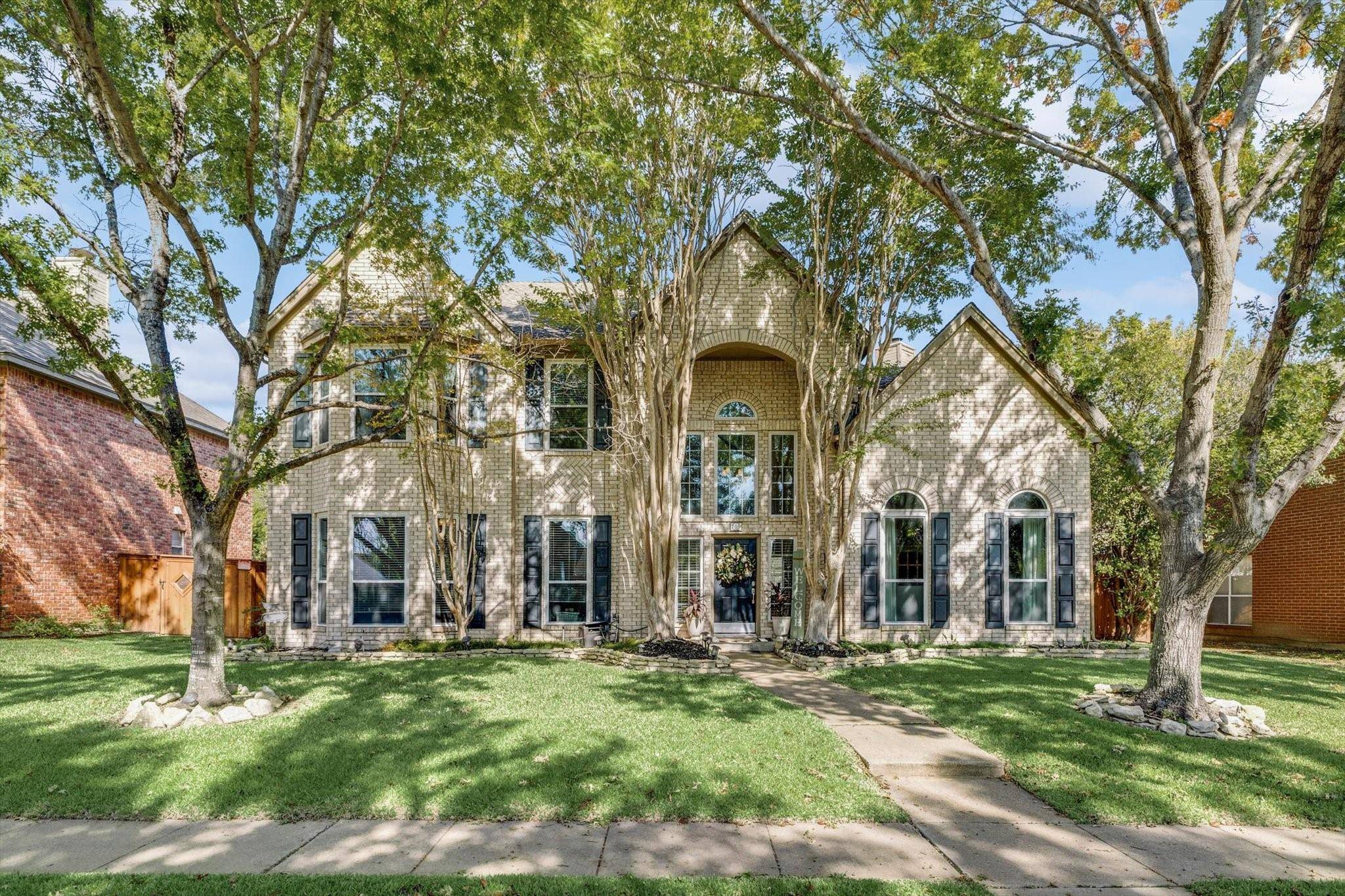 Plano, TX 75025,709 Pine Lakes Drive