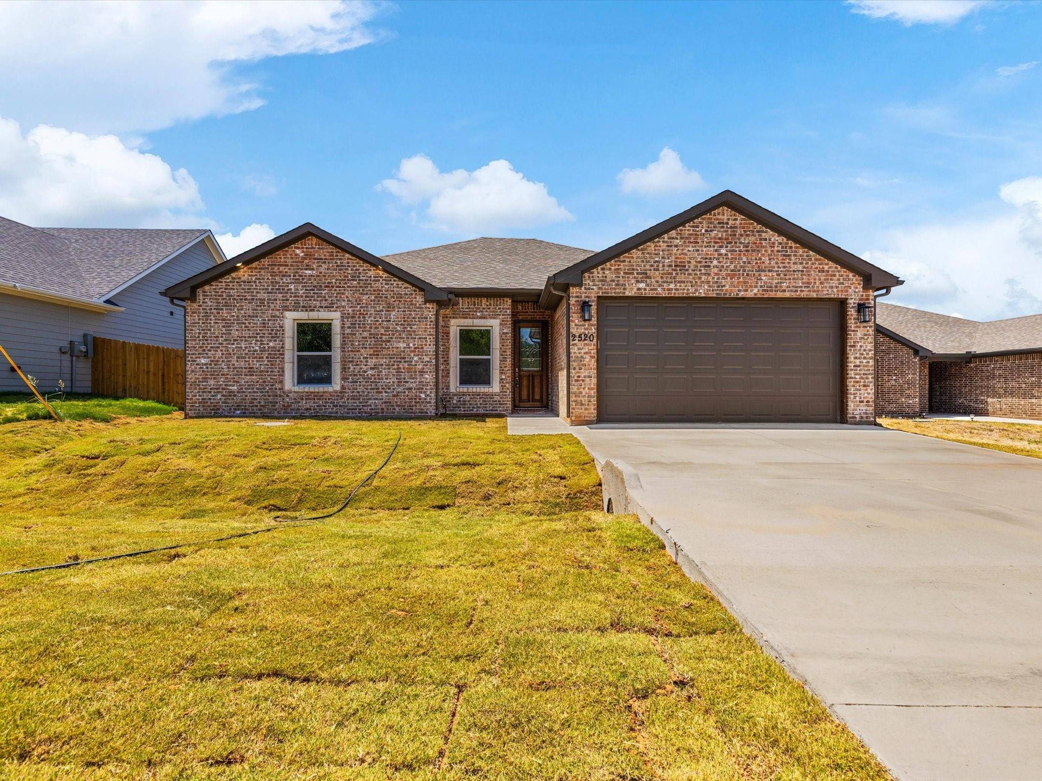 Granbury, TX 76048,2520 Hillcrest Drive