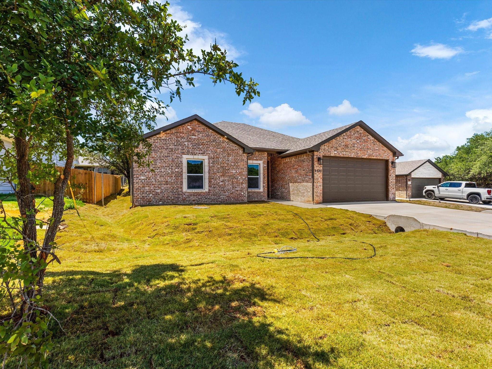 Granbury, TX 76048,2520 Hillcrest Drive