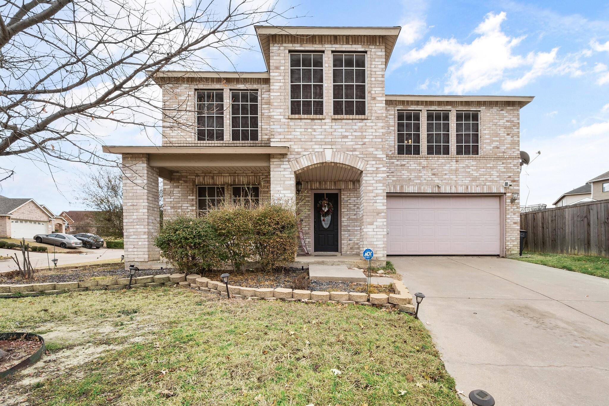 Fort Worth, TX 76112,333 Sunset Oaks Drive