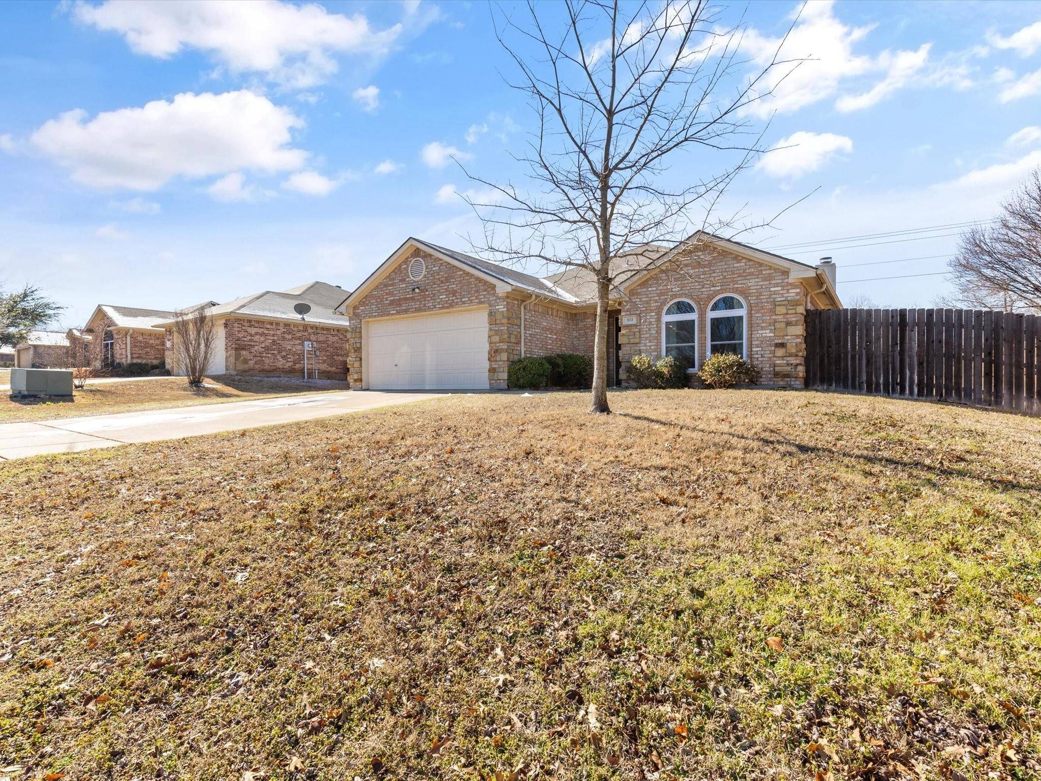 Weatherford, TX 76085,213 Wellington Trail