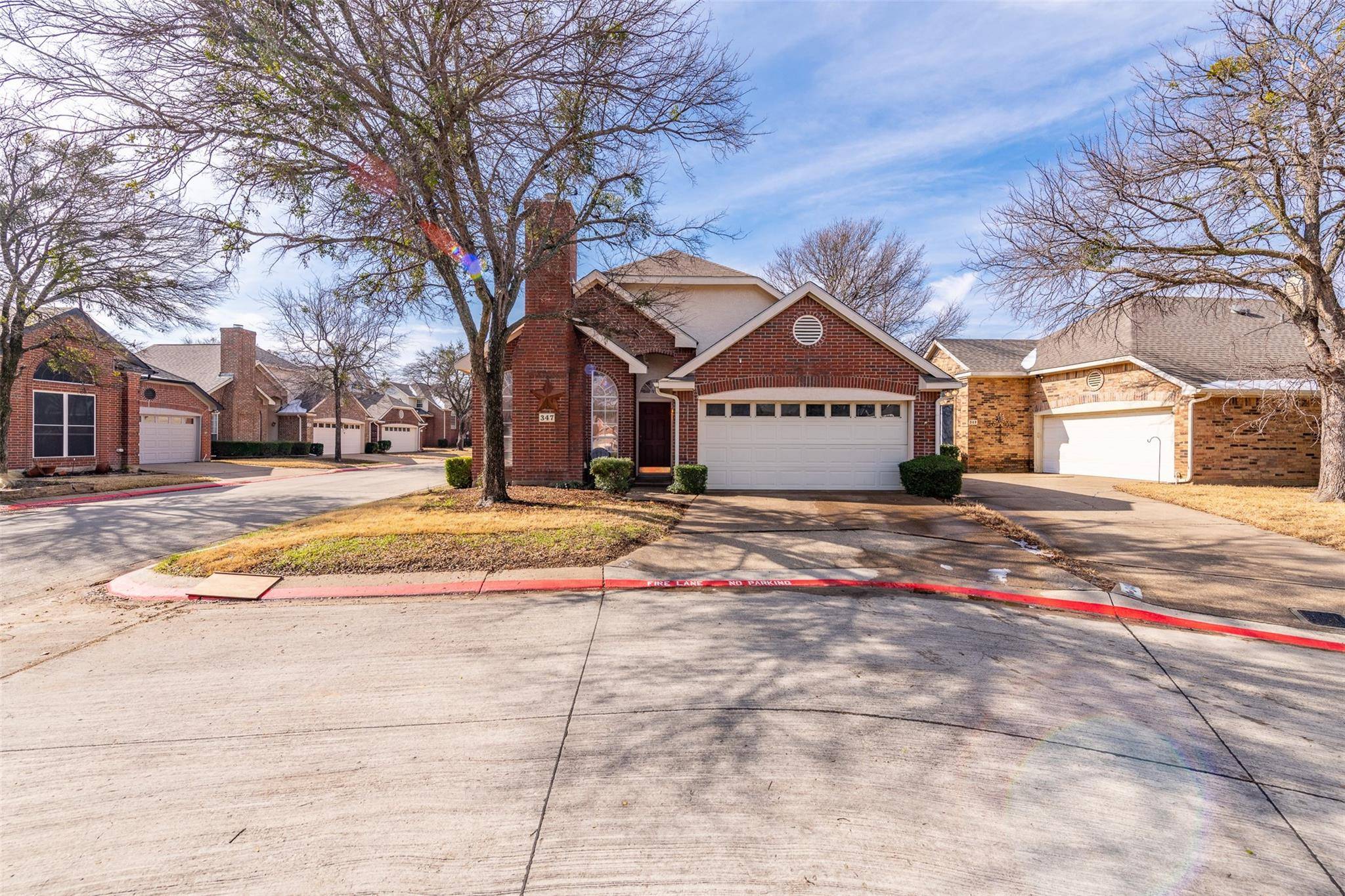 Euless, TX 76039,347 Arbor Court