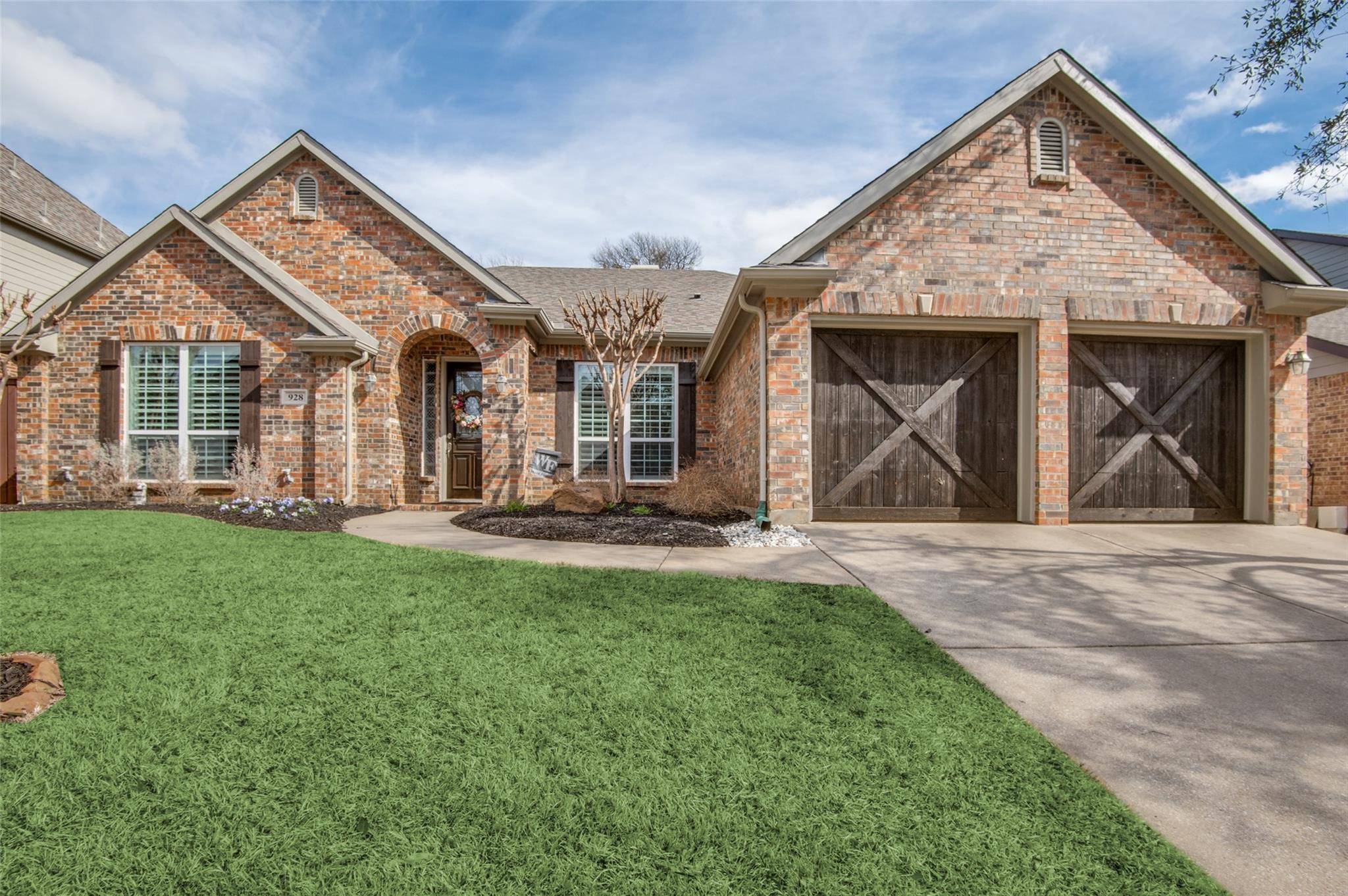 Grapevine, TX 76051,928 Spring Creek Drive