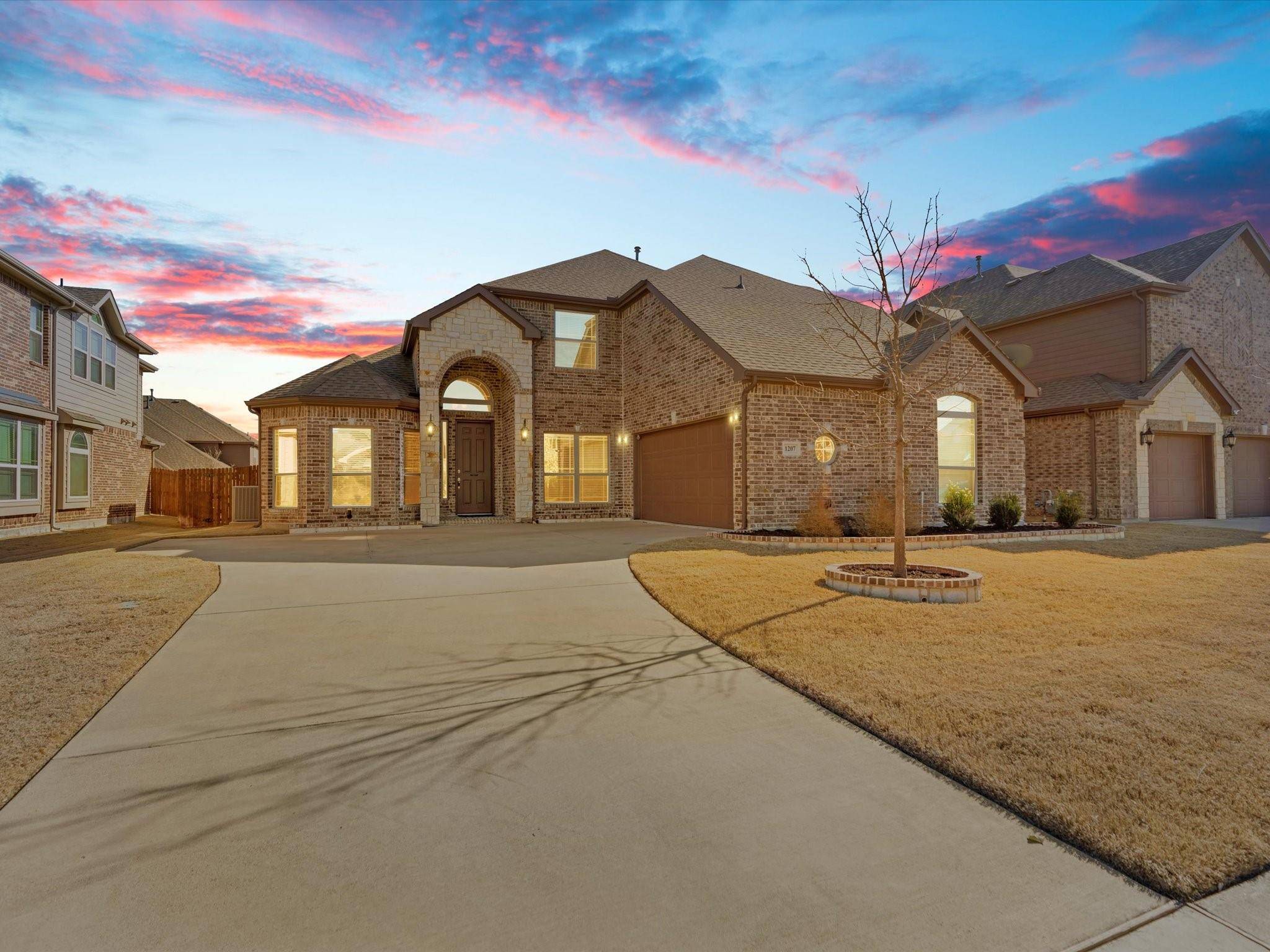 Mansfield, TX 76063,1207 Sterling Trace Drive