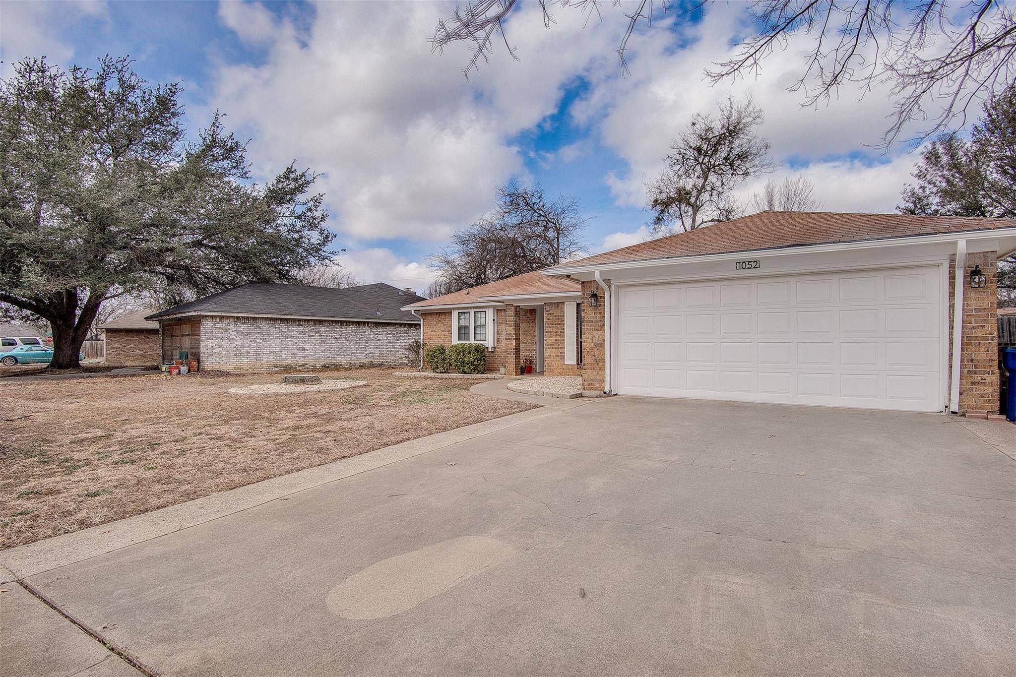 Burleson, TX 76028,1052 Matthew Street