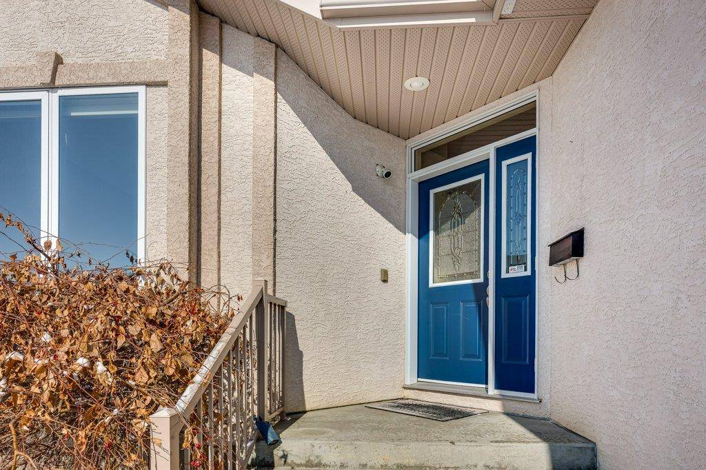 Red Deer, AB T4R 3J3,173 Austin DR #27