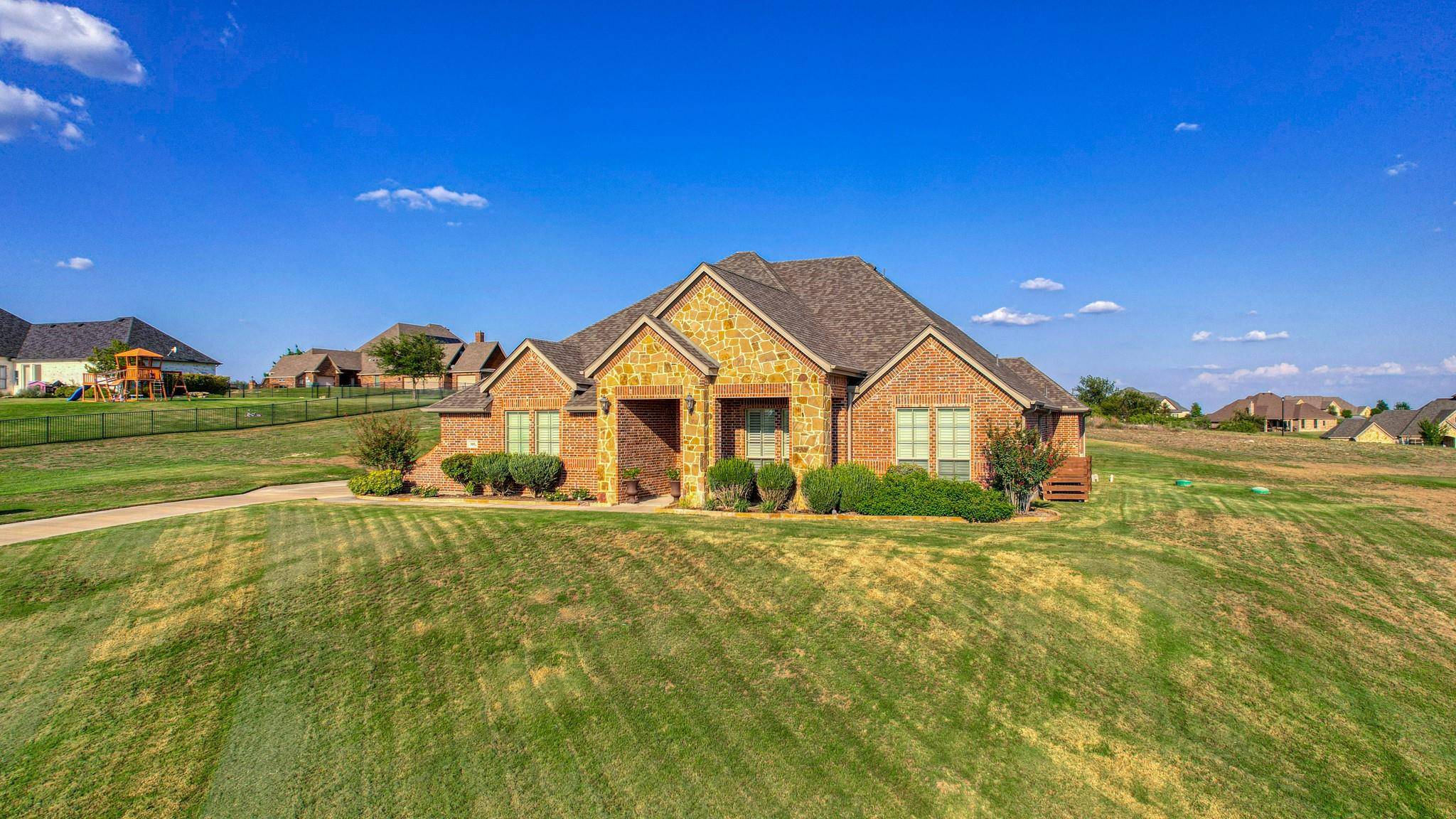 Weatherford, TX 76087,305 Canyon West Drive