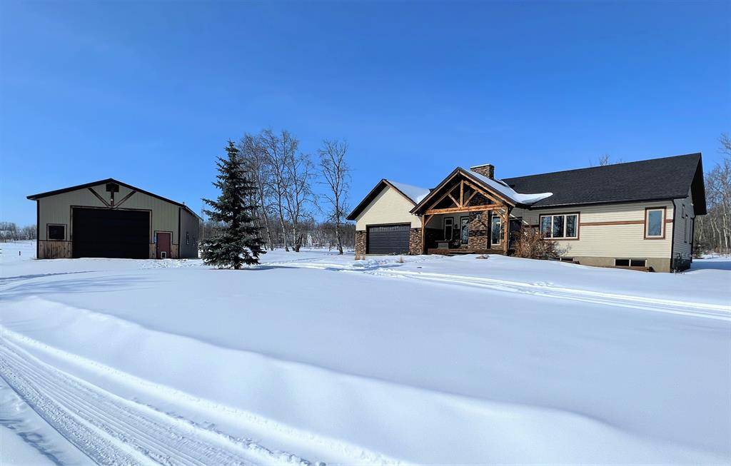 Rural Ponoka County, AB T4J 1R2,255049 Township Road 432 #5