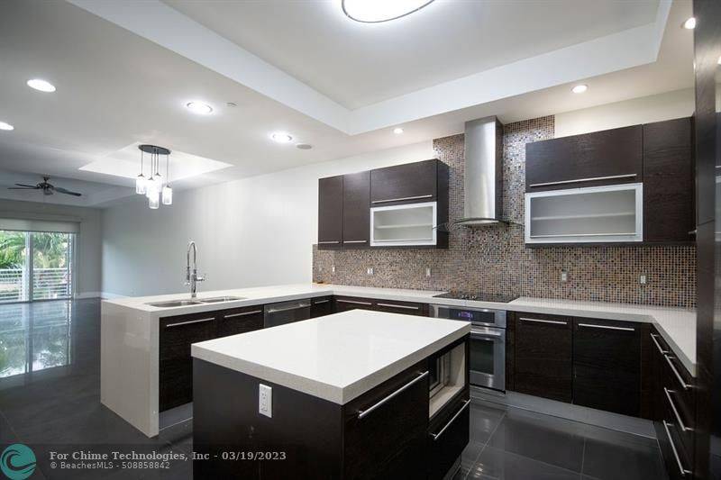 Fort Lauderdale, FL 33316,757 SE 12th #757