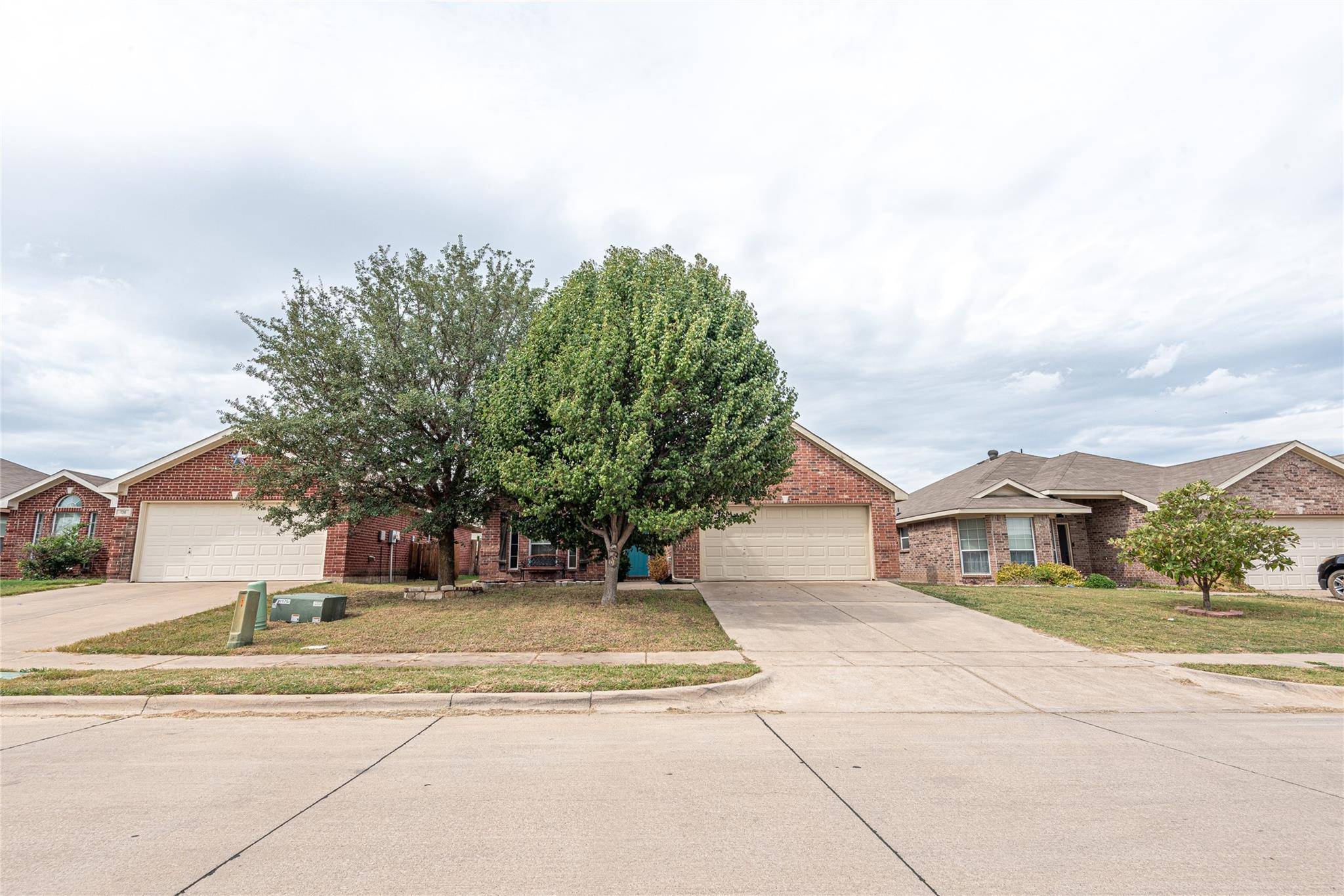 Azle, TX 76020,132 Tall Meadow Street