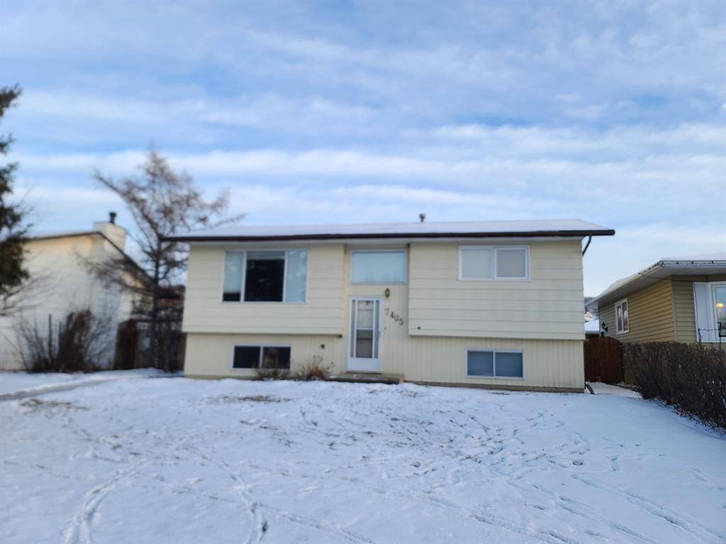 Peace River, AB T8S 1E1,7405 98 ST