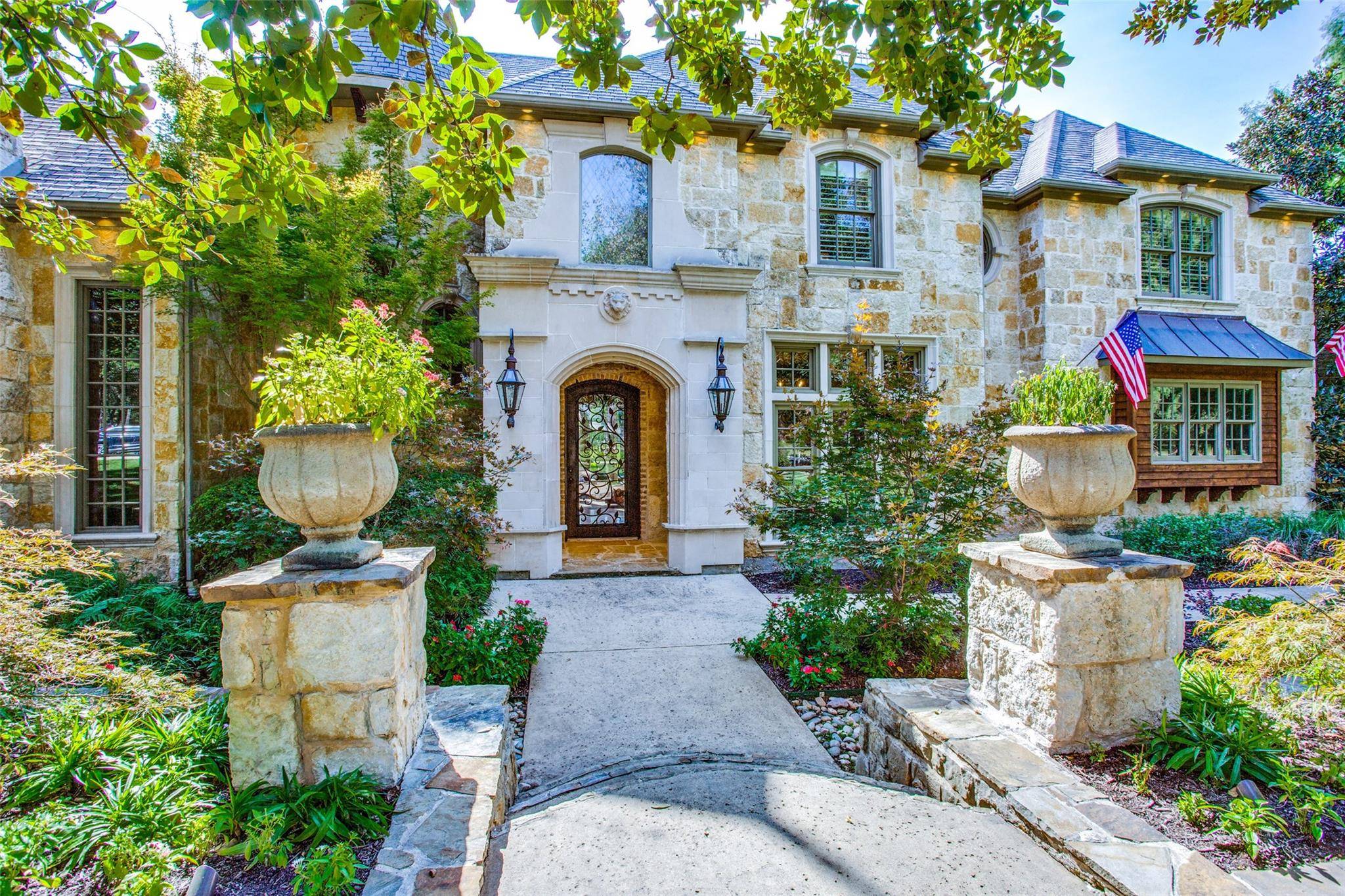 Flower Mound, TX 75022,8701 Baltusrol Drive