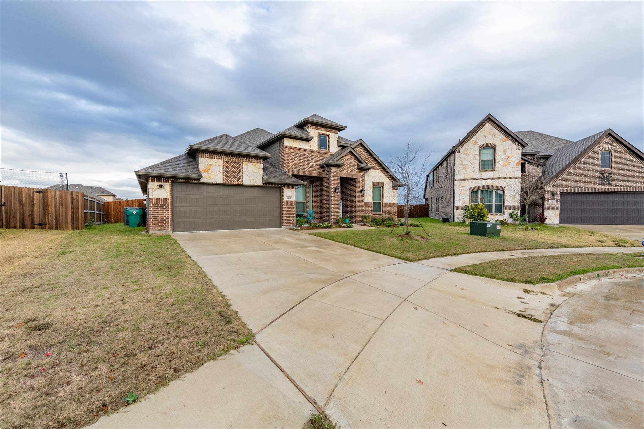 Waxahachie, TX 75165,209 Sumac Circle