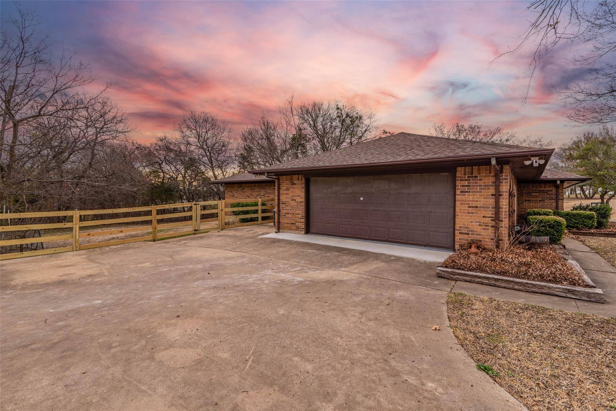 Denison, TX 75020,328 Westridge Drive