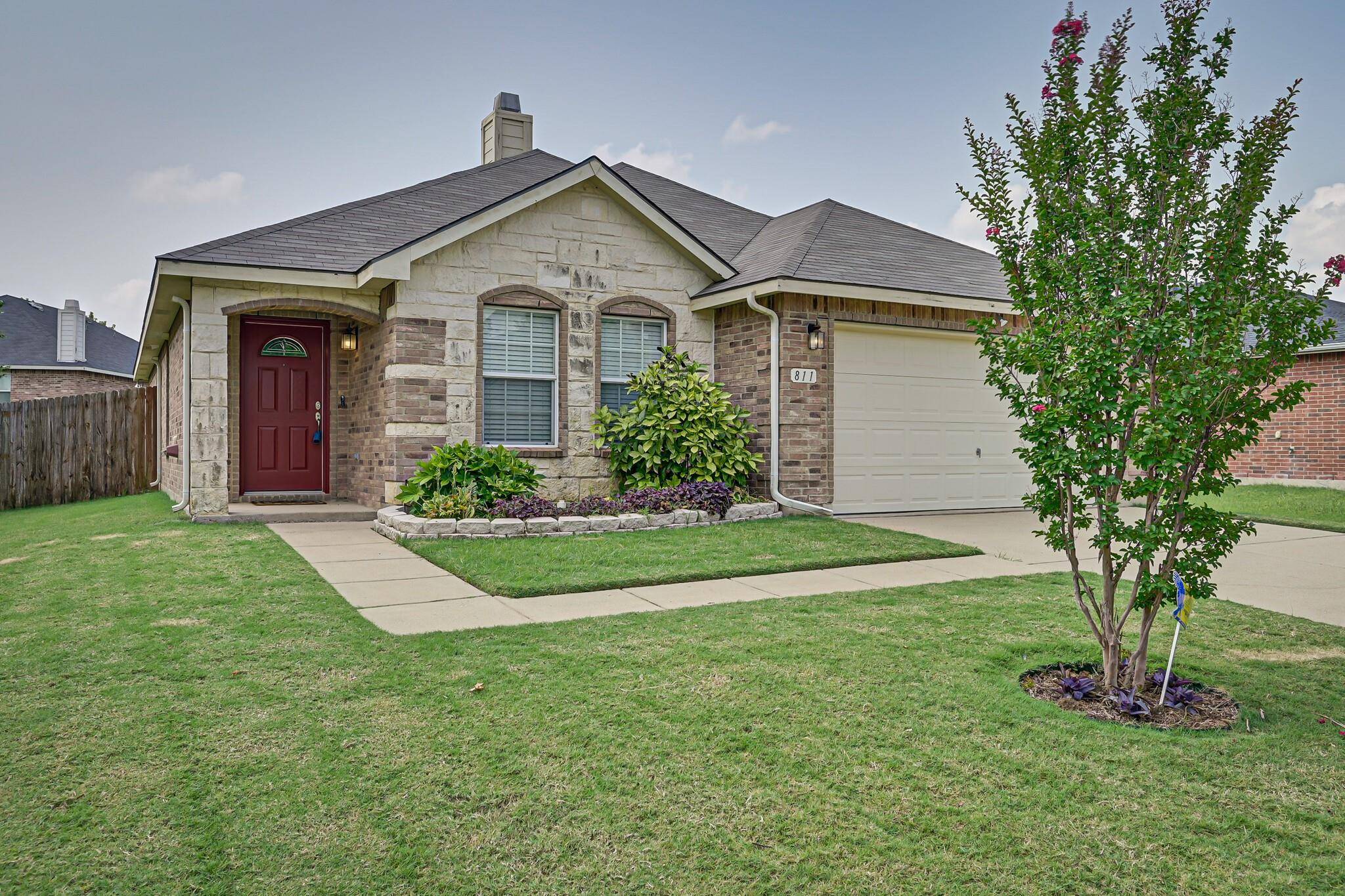 Arlington, TX 76002,811 White Fields Way