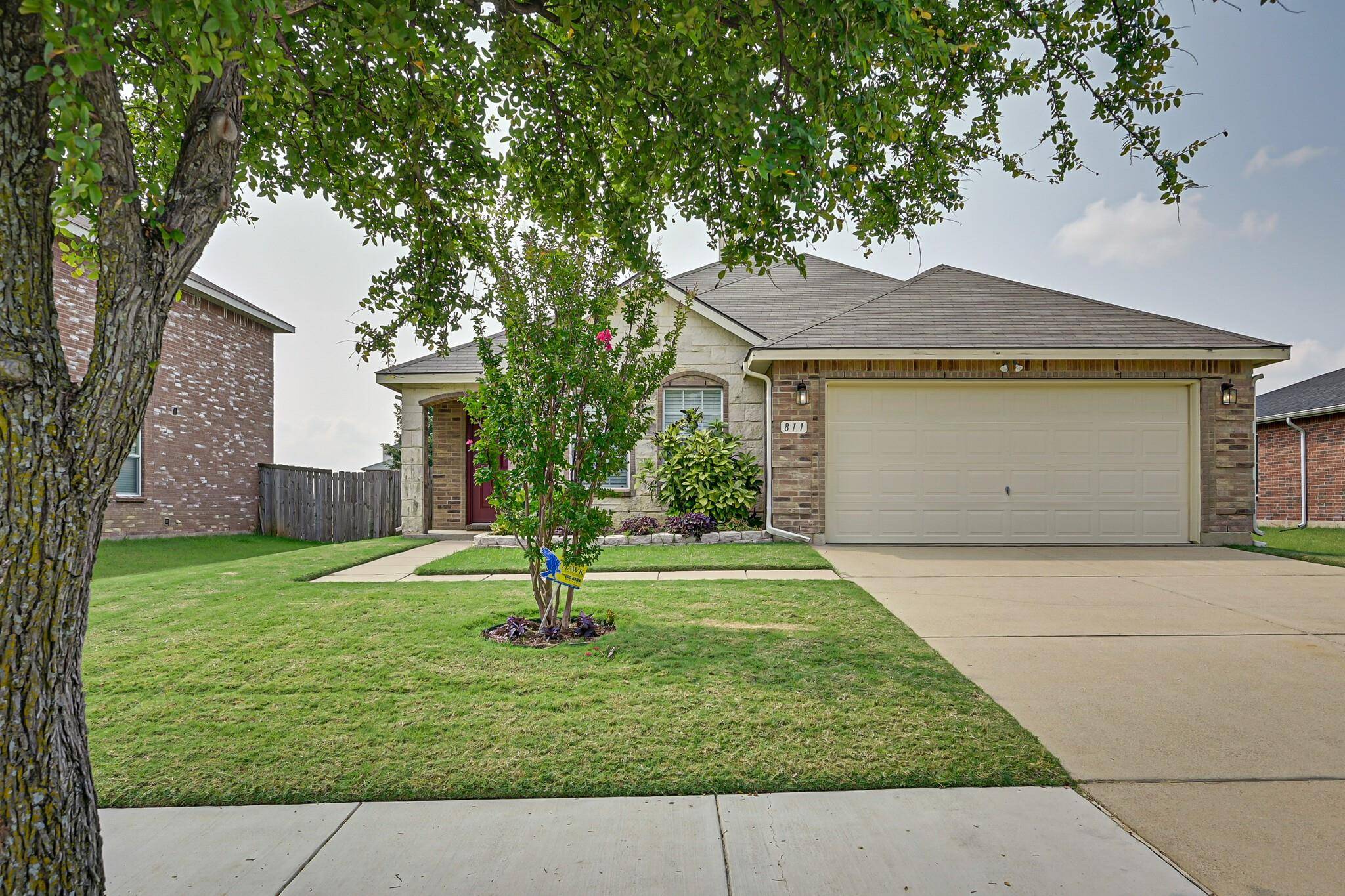 Arlington, TX 76002,811 White Fields Way