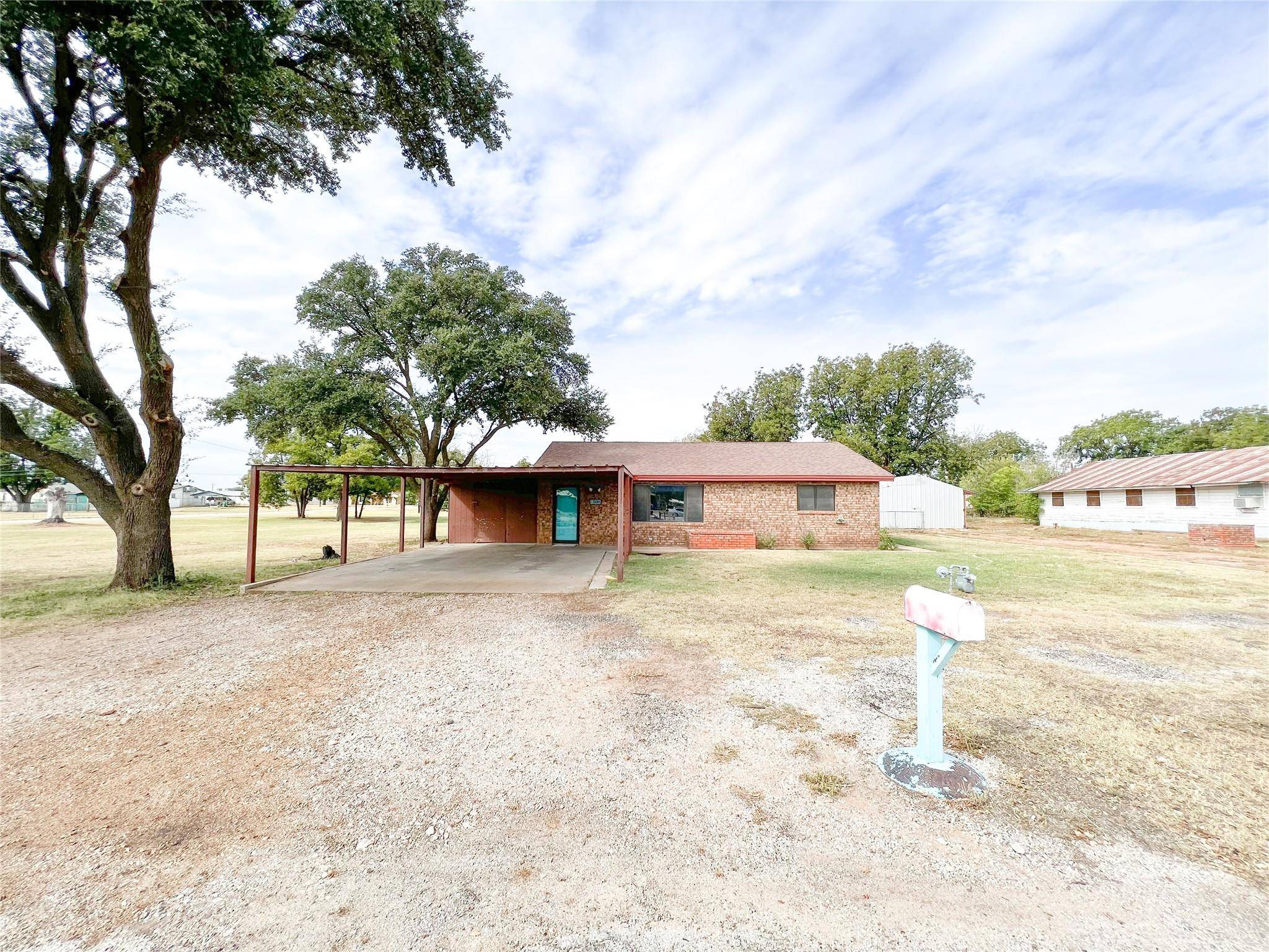 Seymour, TX 76380,506 S Stratton Street