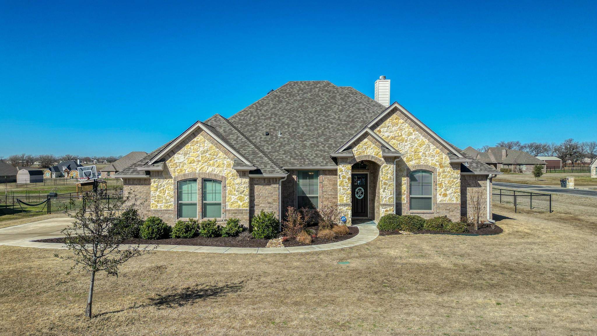 Weatherford, TX 76087,100 Spirit Court