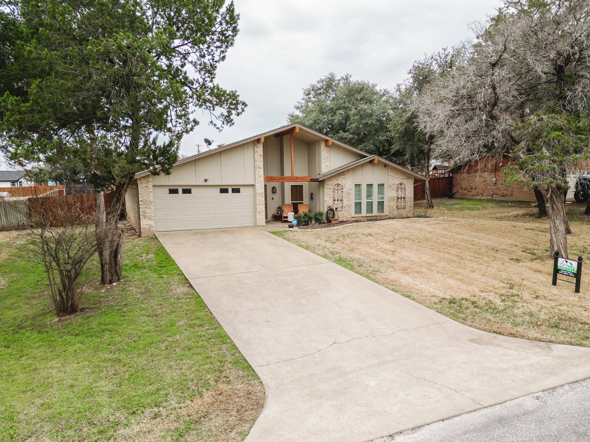 Granbury, TX 76048,905 Woodview Drive