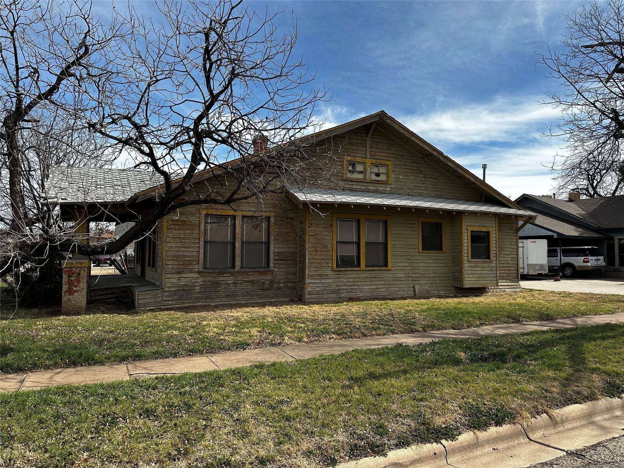 Abilene, TX 79601,1341 N 7th Street