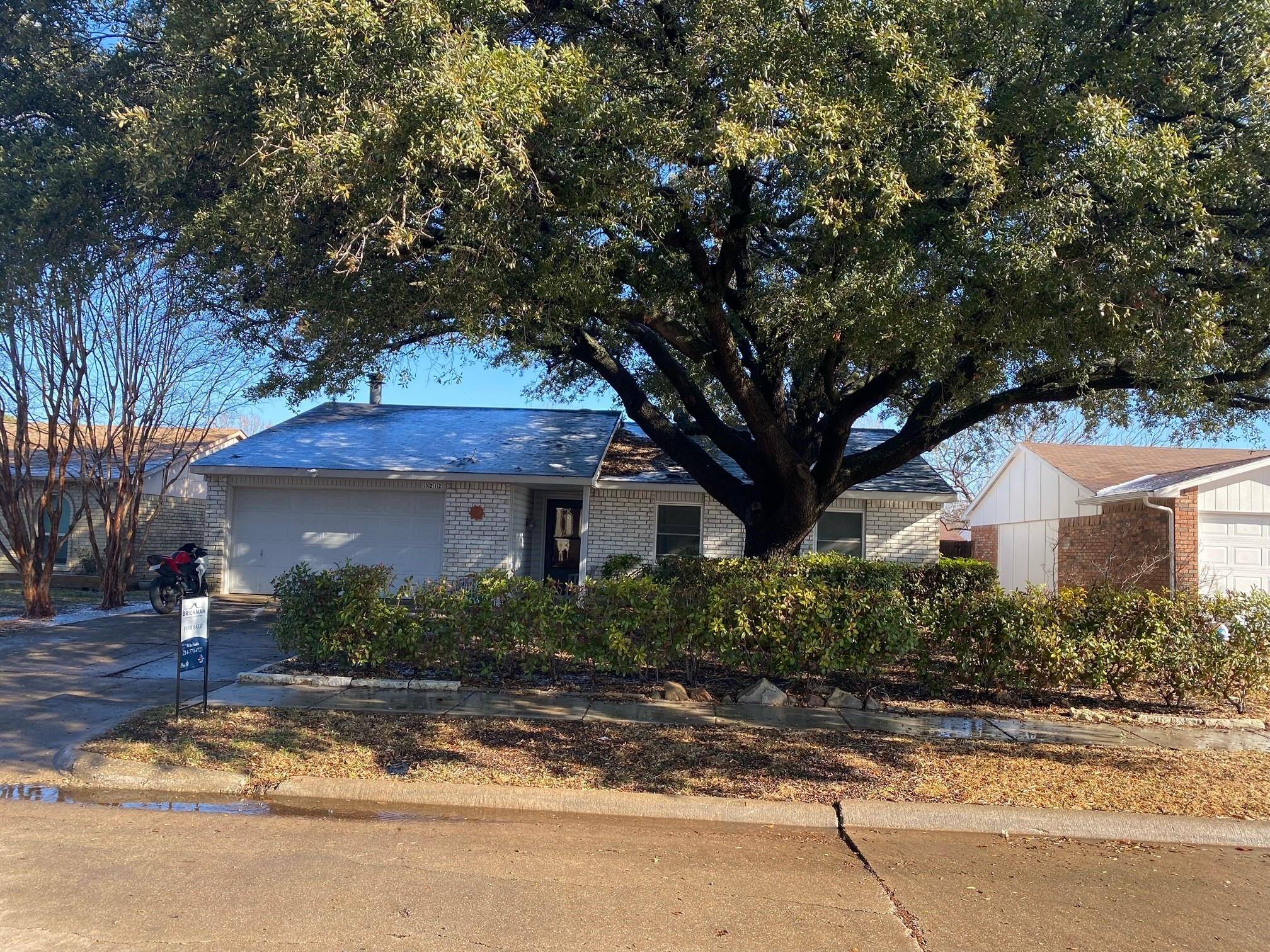 The Colony, TX 75056,5212 Marks Circle