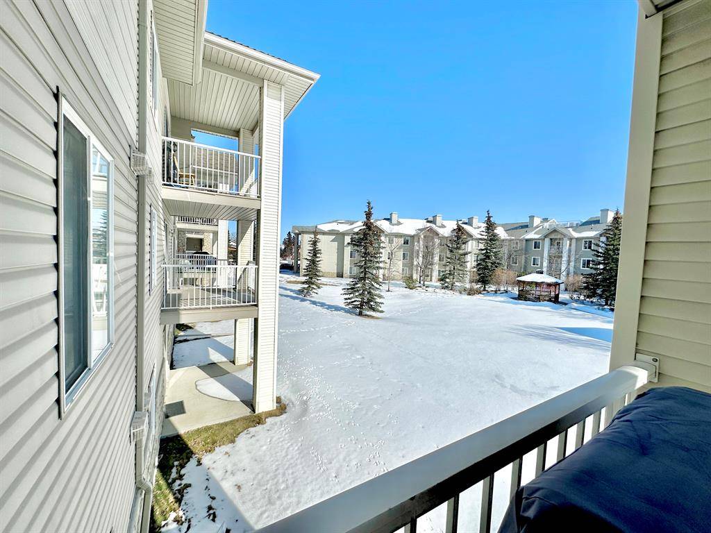 Calgary, AB T1Y7L2,2600 66 ST NE #2212