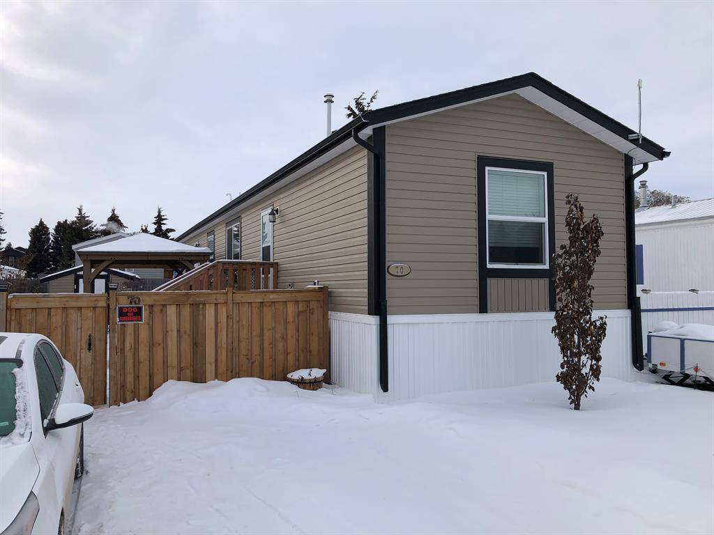 Red Deer, AB T4P 2A6,5334 76 ST #70