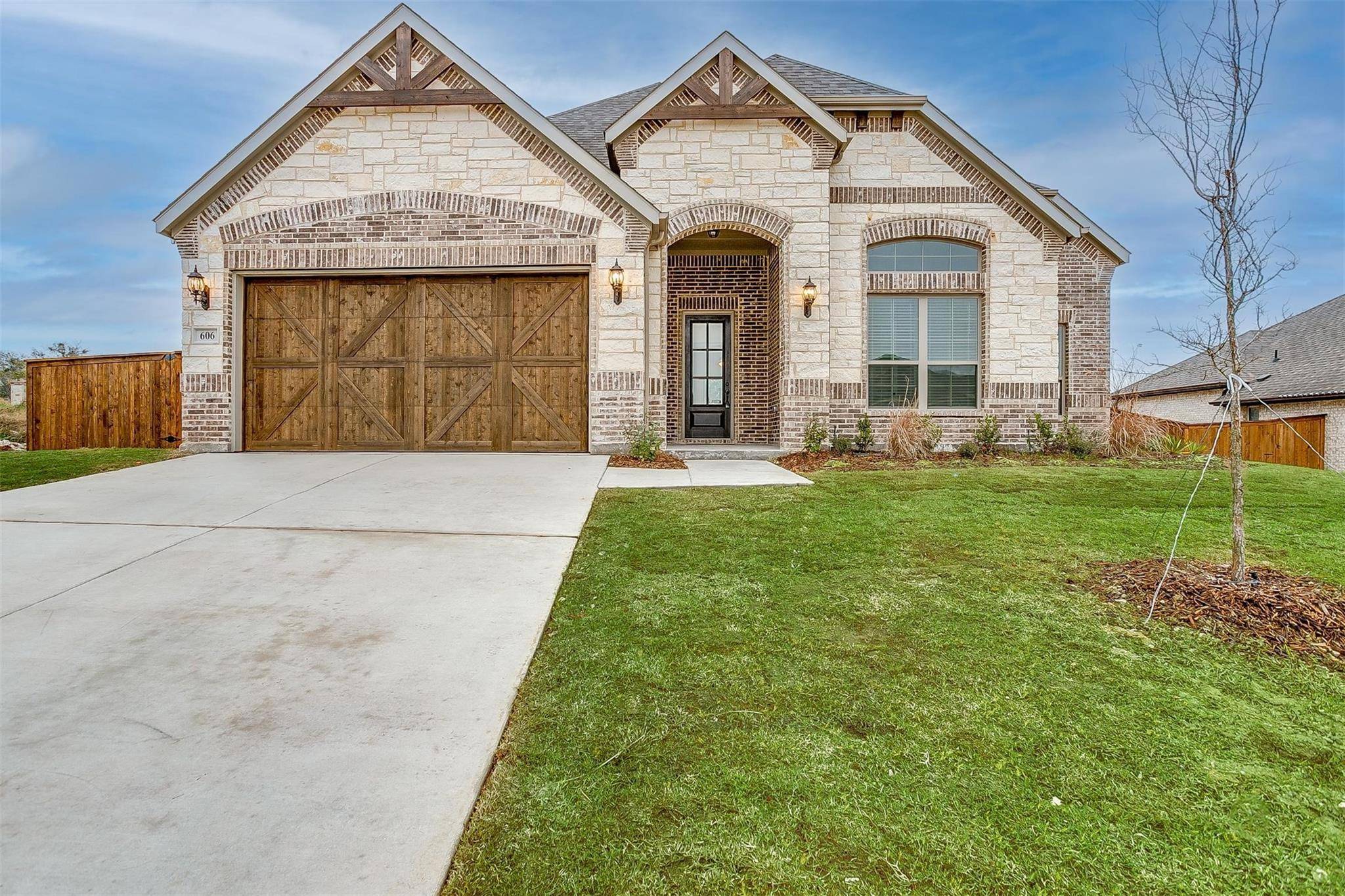 Midlothian, TX 76065,606 Sophia