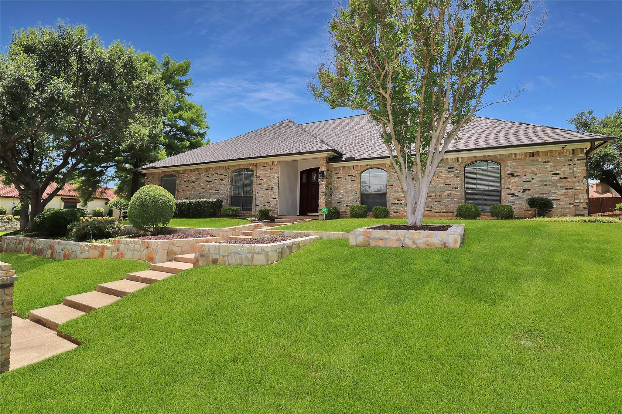 Arlington, TX 76006,2708 Shadow Wood Drive