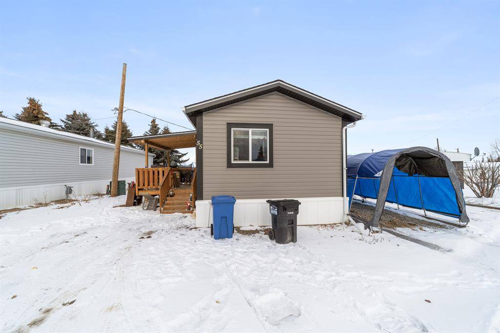 Didsbury, AB T0M0W0,1190 15 AVE #55