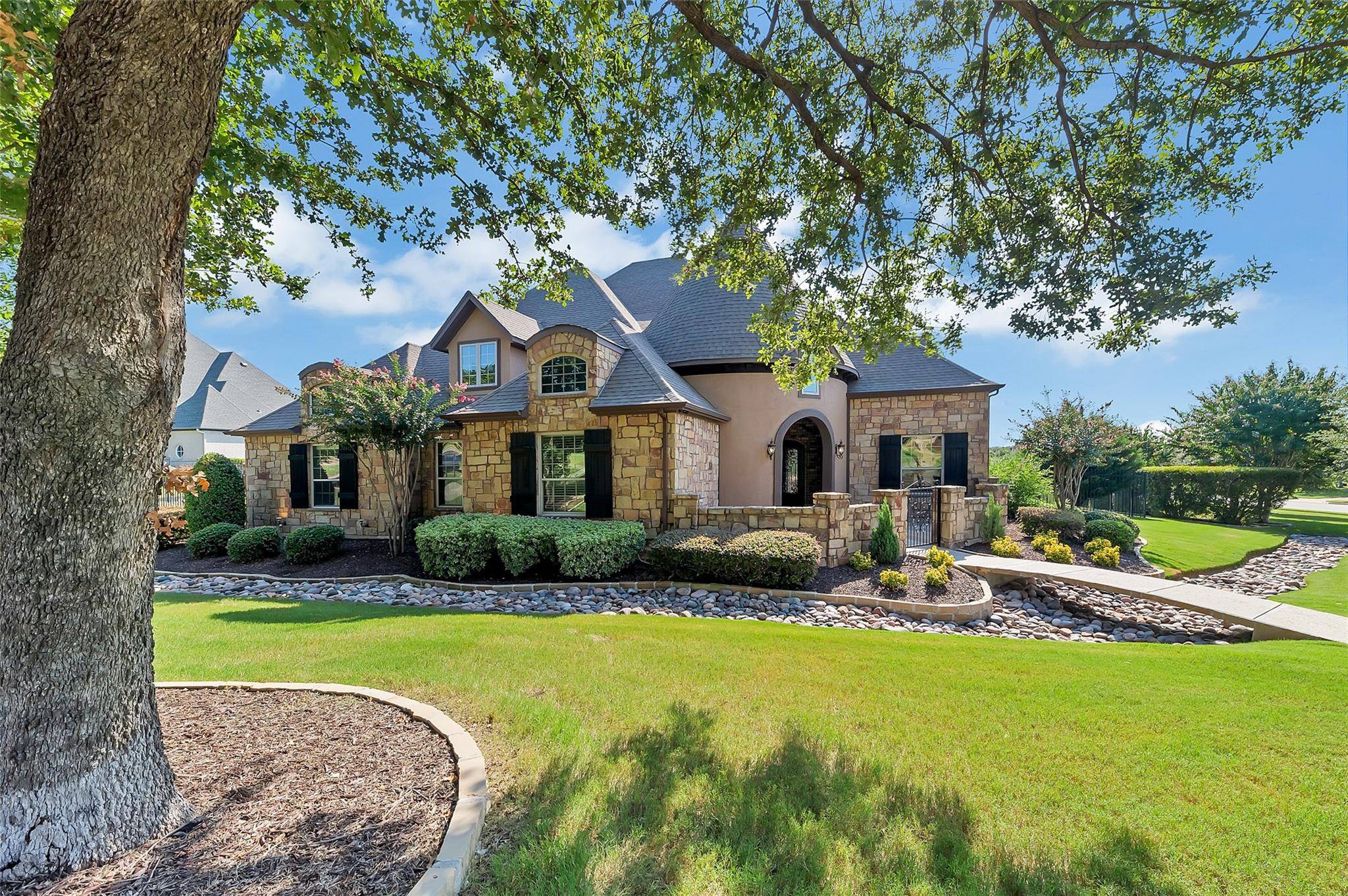 Keller, TX 76248,2421 Southern Hills Court