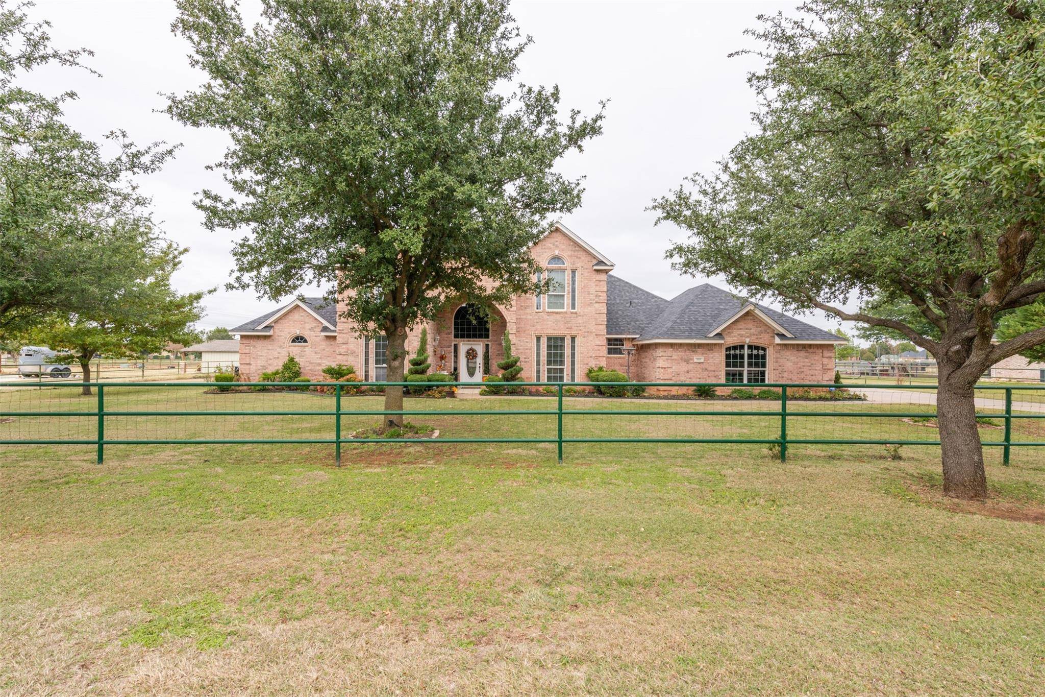 Crowley, TX 76036,1005 Blue Roan Lane