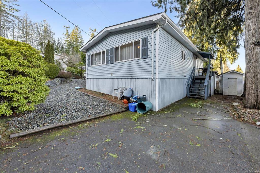 Central Saanich, BC V8M 2C8,2779 Stautw Rd #818