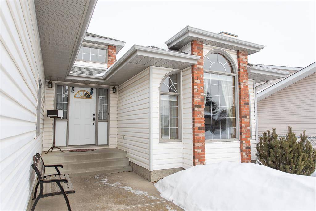 Red Deer, AB T4R 2H9,50 Eversole CRES