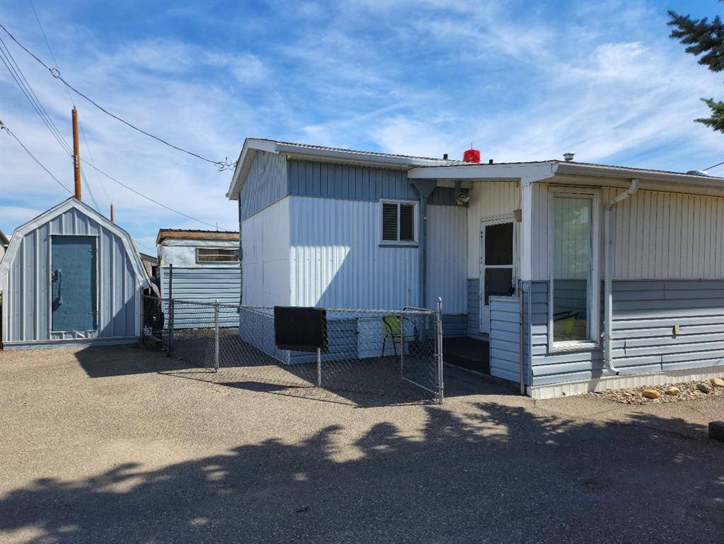 Fort Macleod, AB T0L 0T0,119 11 ST