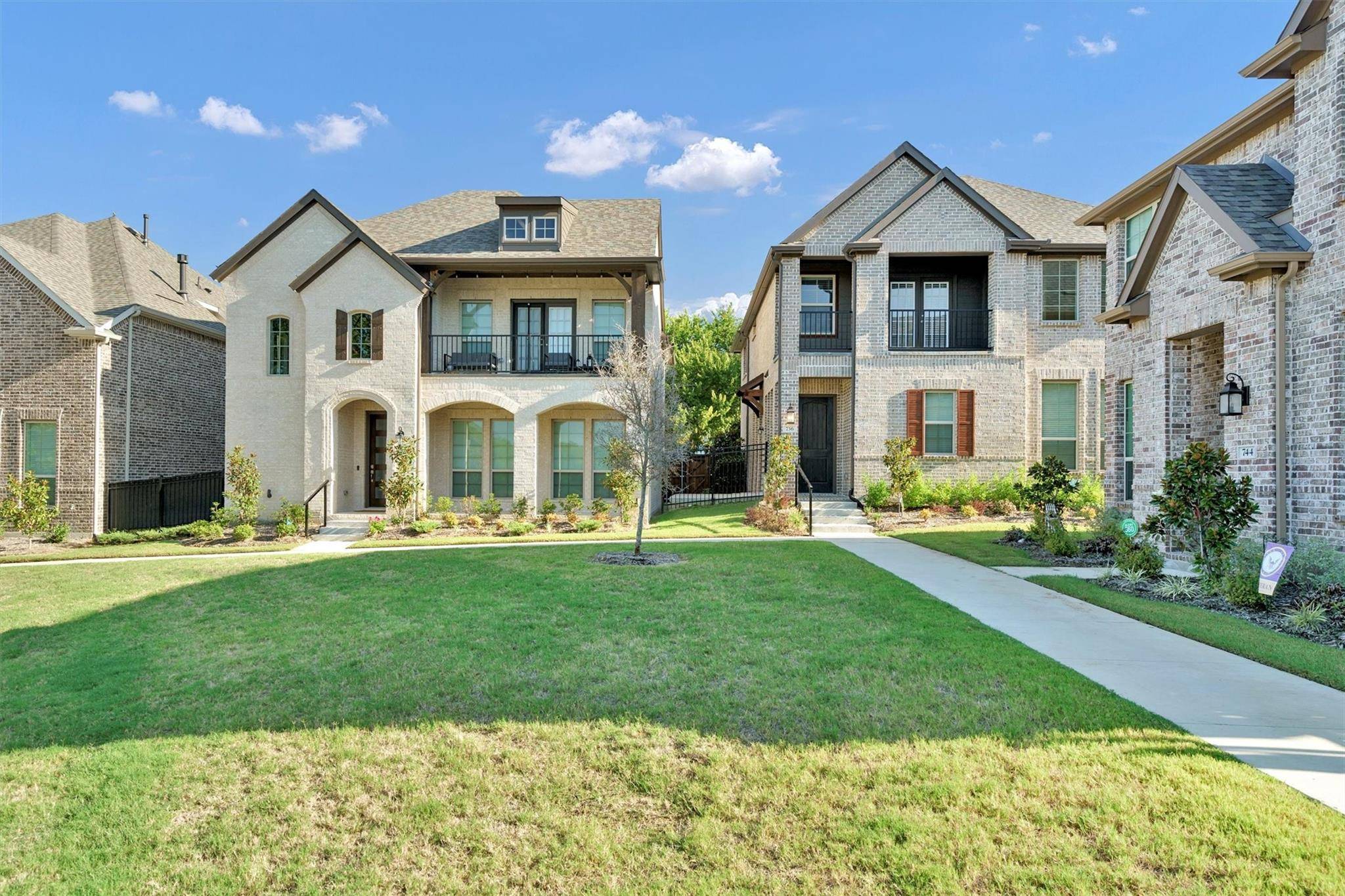 Irving, TX 75060,736 Patriot Lane