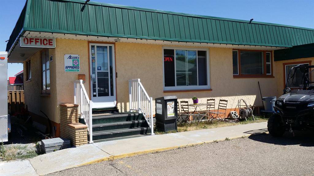 Fort Macleod, AB T0L 0Z0,462 Main ST