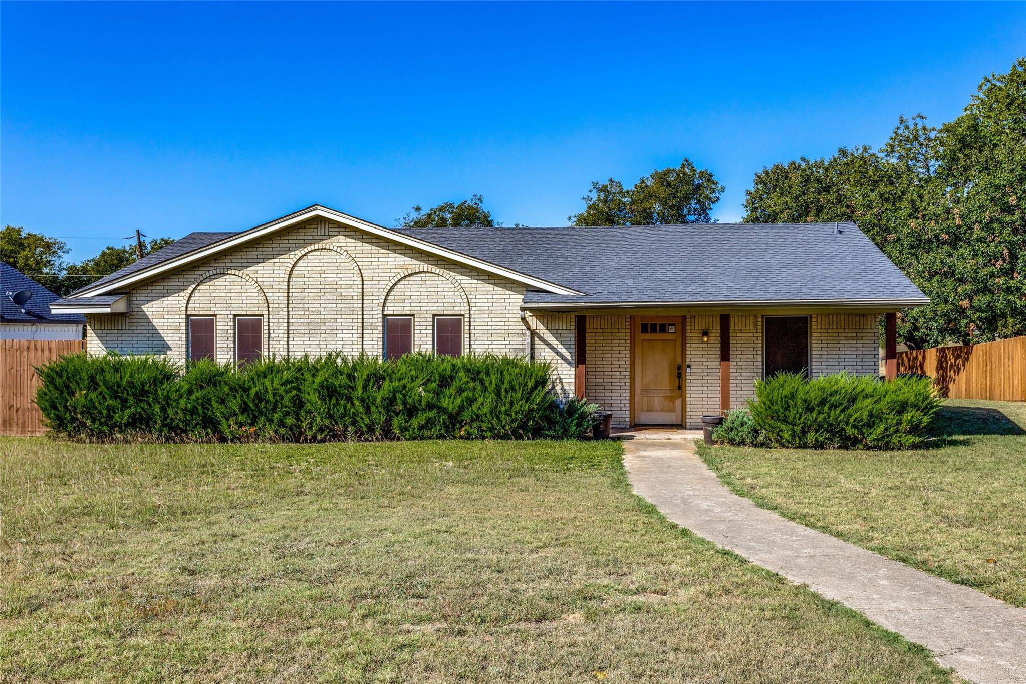 Red Oak, TX 75154,105 Pecan Court