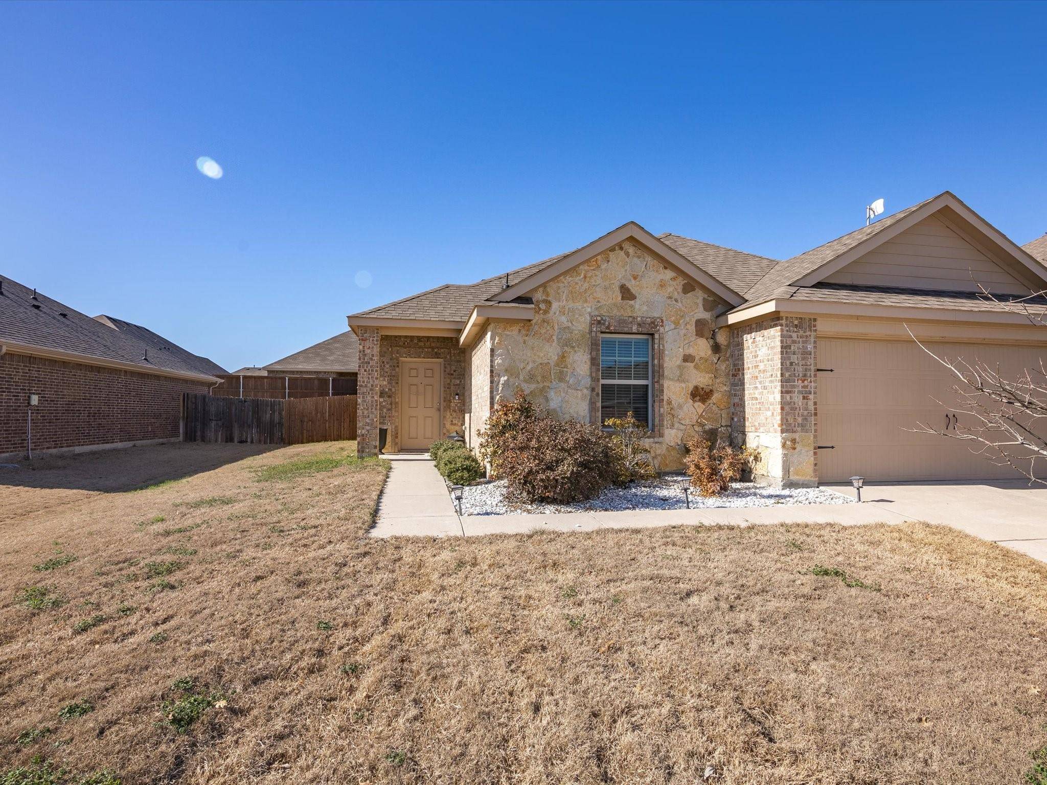 Waxahachie, TX 75165,113 Pony Court