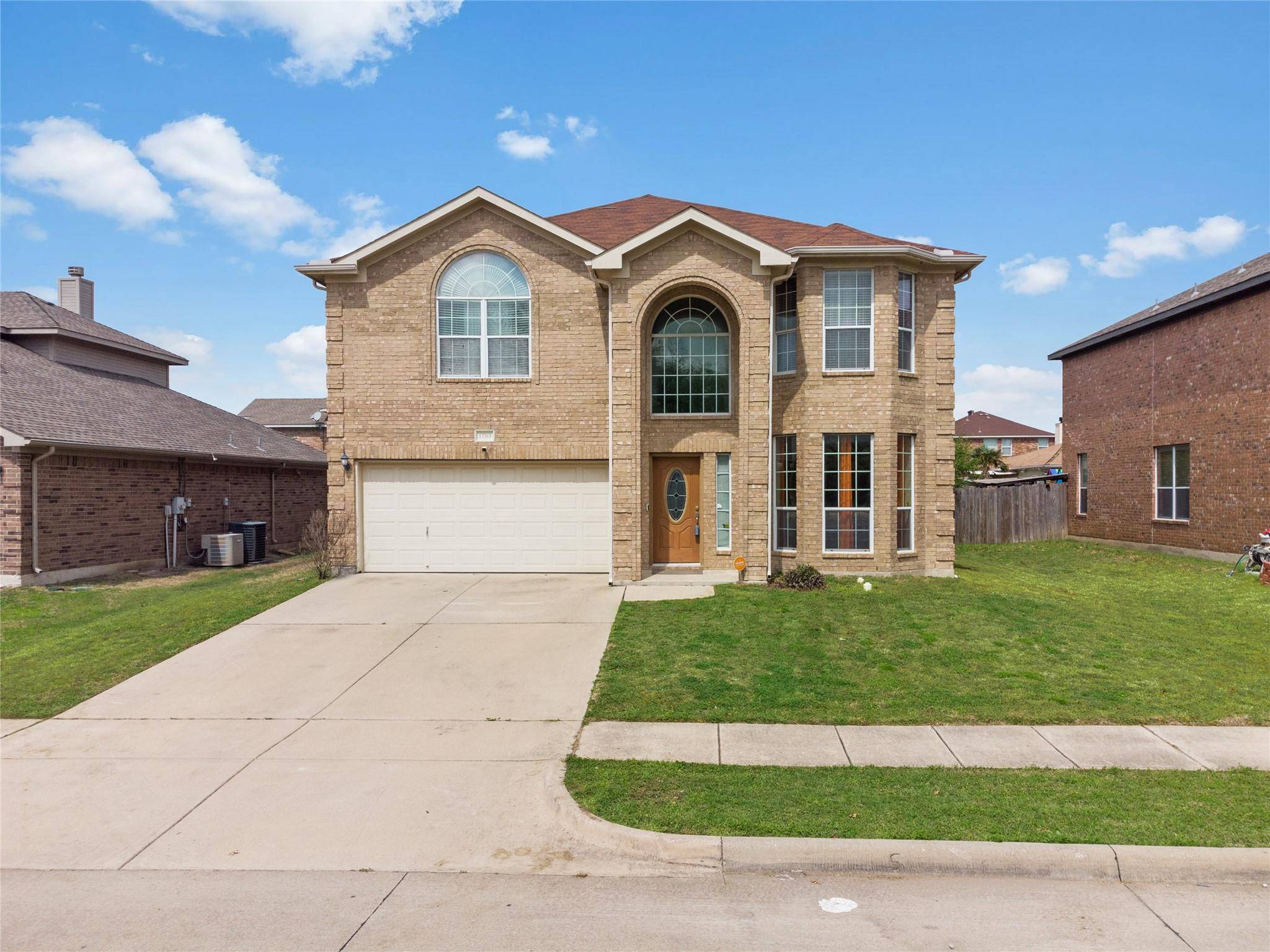 Arlington, TX 76002,1703 Sienna Drive