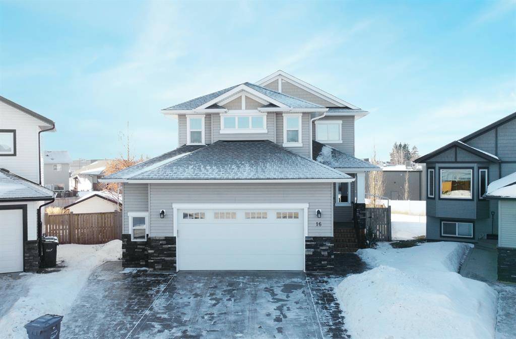 Penhold, AB T0M 1R0,16 Henderson CRES