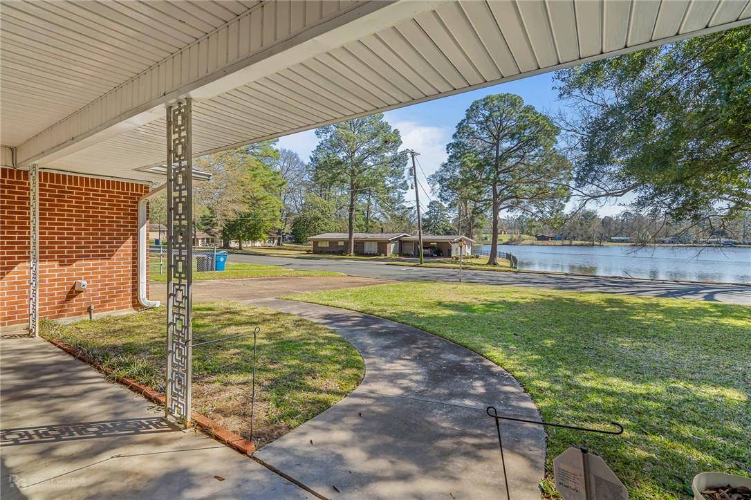 Minden, LA 71055,306 Lakeshore Drive