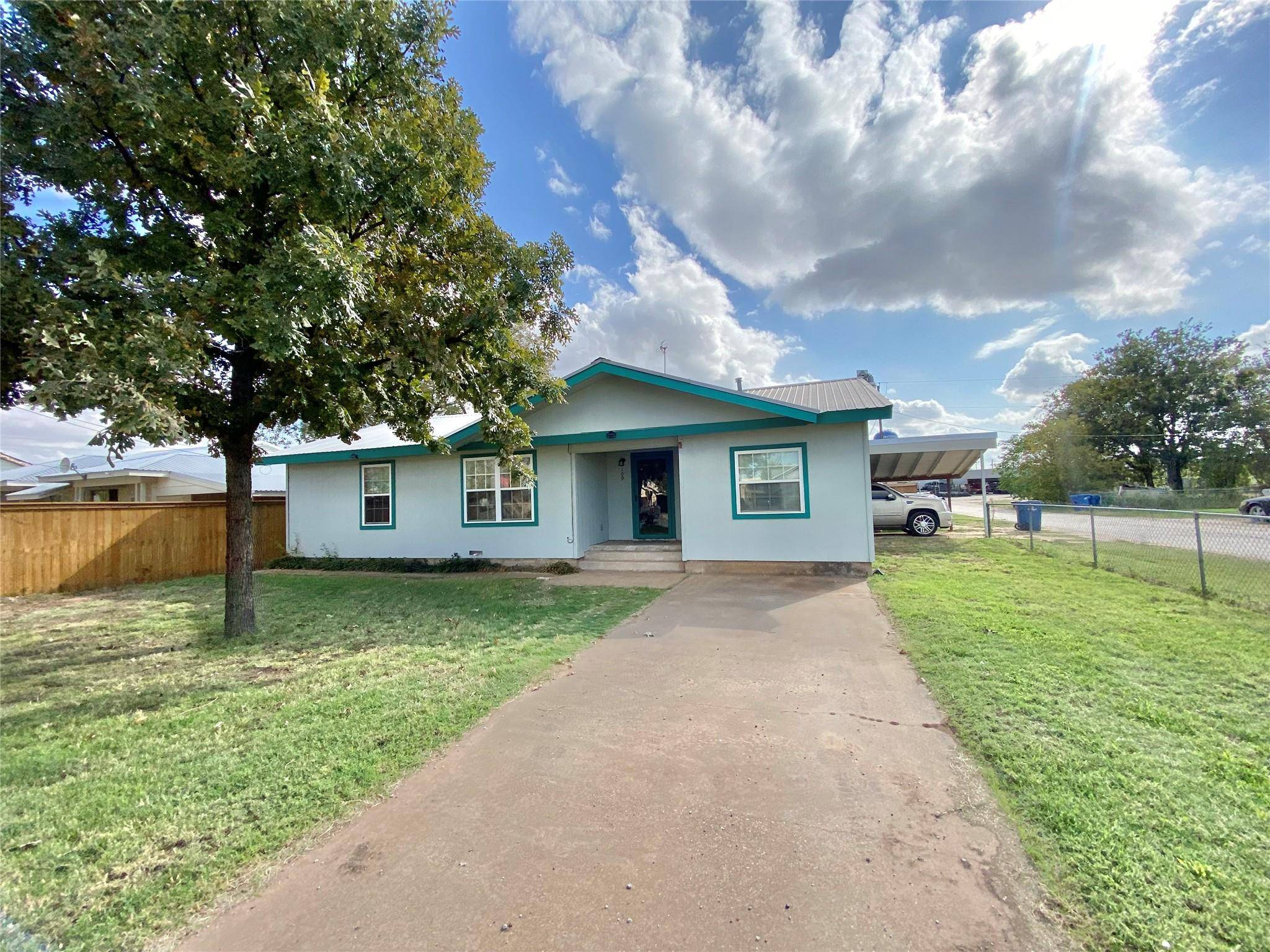 Winters, TX 79567,109 Novice Road