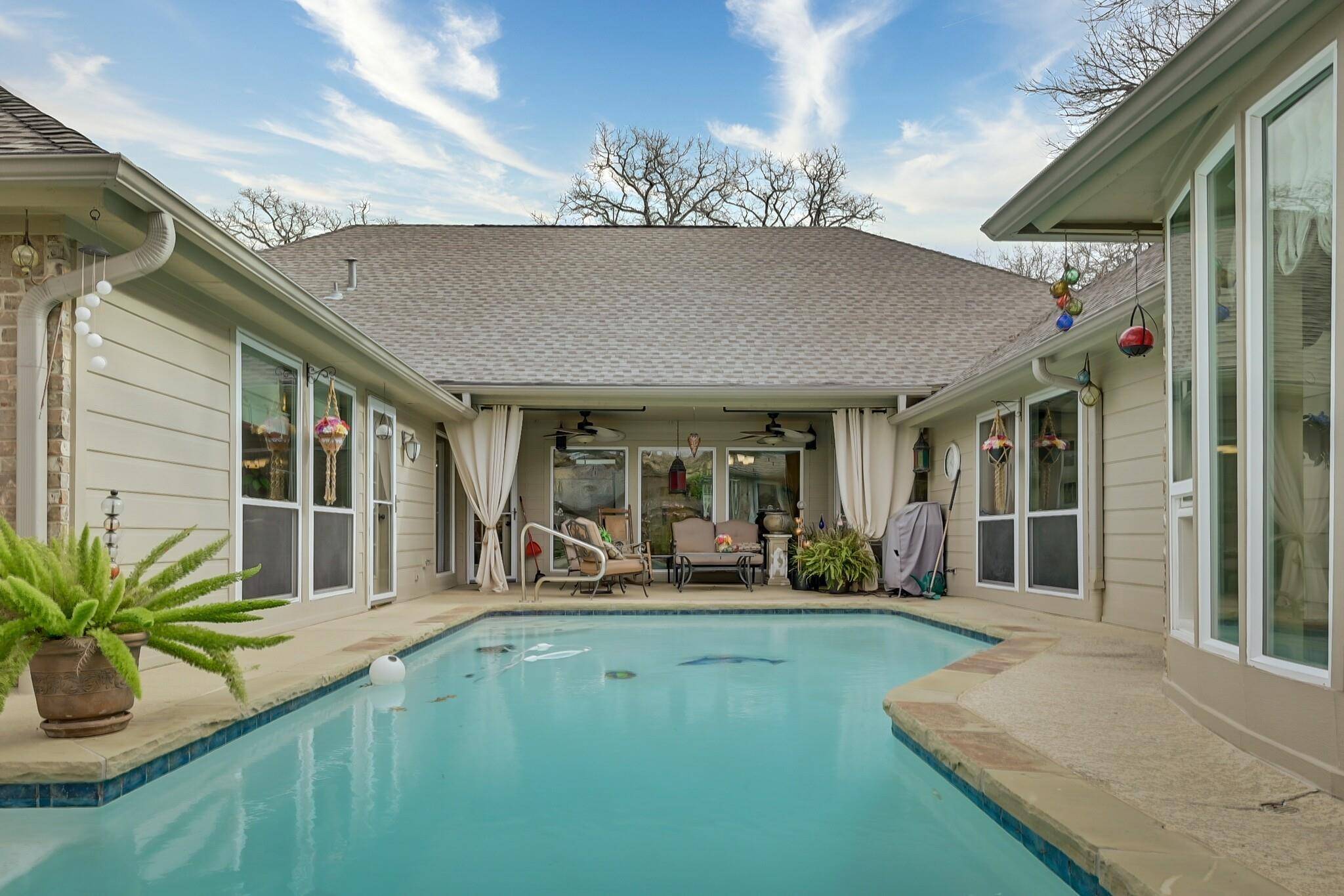 Arlington, TX 76006,2707 Shadow Wood Court