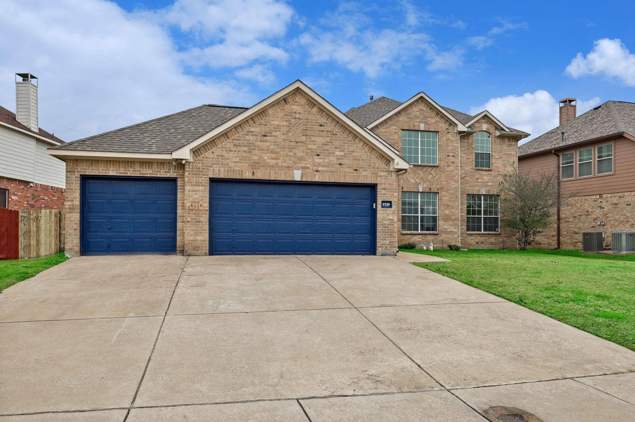 Grand Prairie, TX 75052,5739 Appalossa Drive